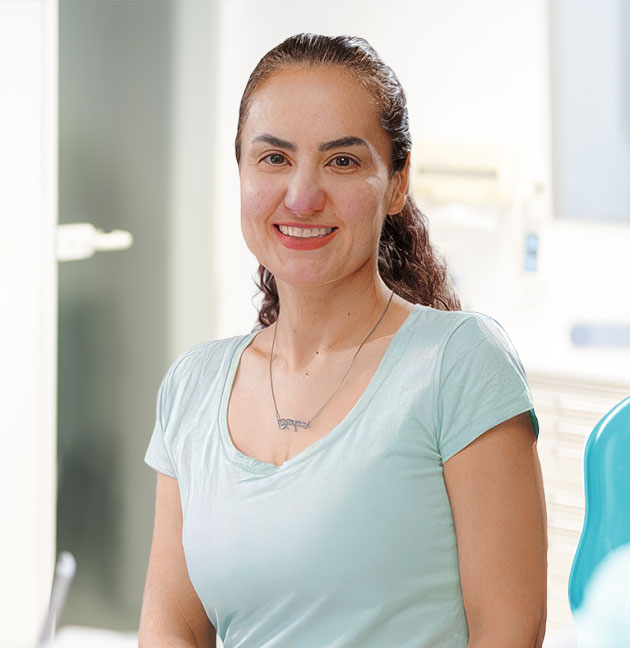 zahnaerztin-bremen-lesum-ladan-brockerhoff-asgharisehat Ihre Zahnärztin Ladan Brockerhoff (Asgharisehat) in Bremen-Lesum